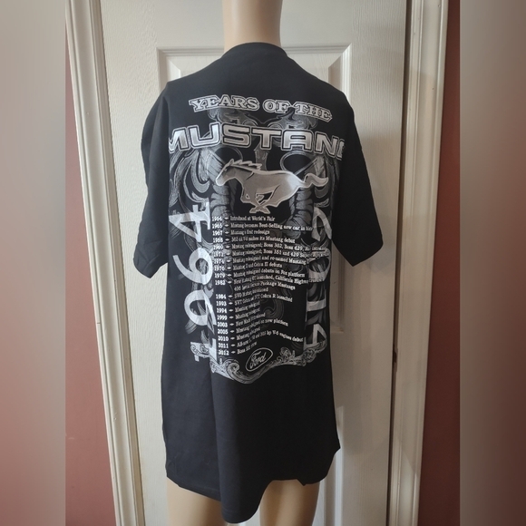 Nwot men's Ford Official licensed product size medium 1964 ford mustang … - Picture 4 of 7